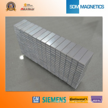 Produisant N35 Neodymium Thin Block Magnet